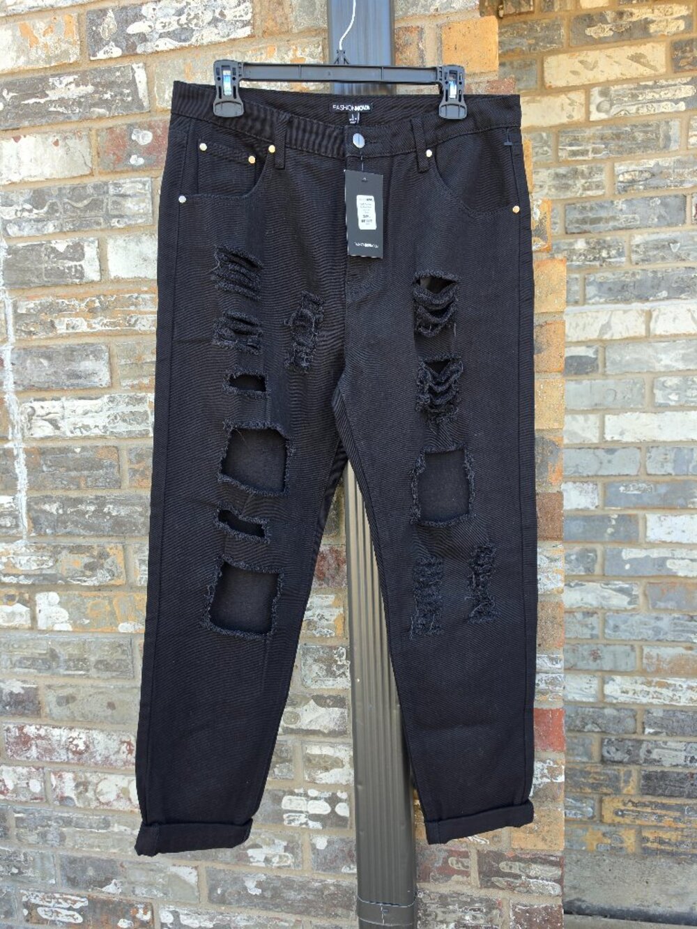 Fashion Nova Bad To The Bone Boyfriend Jeans Black Size L NWT